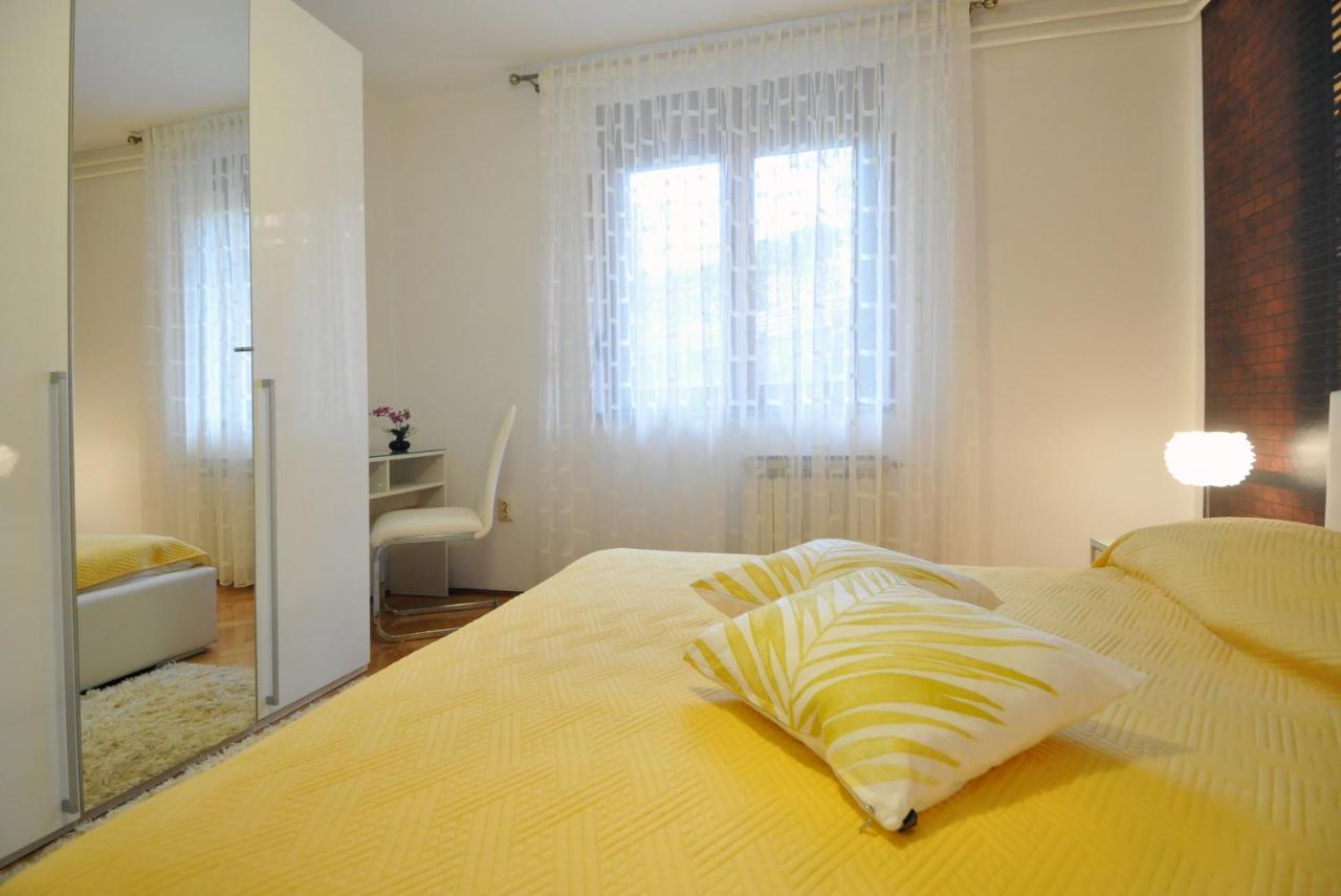 Apartman Lory Appartamento *